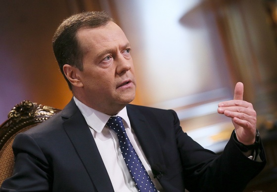 Медведев предложил не пускать «предателей» в Россию