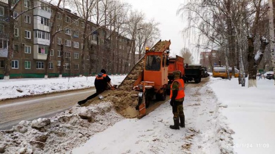 В Омске стали публиковать графики проверки территорий, которые должны очистить от снега