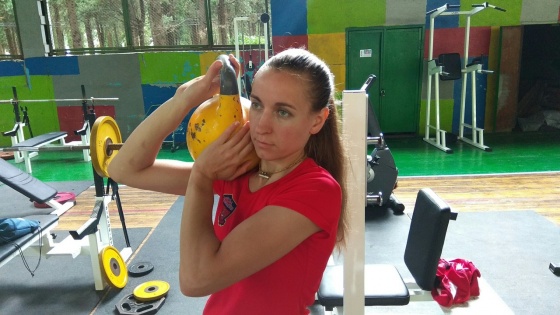 Омская вегетарианка едет на чемпионат по гиревому спорту 