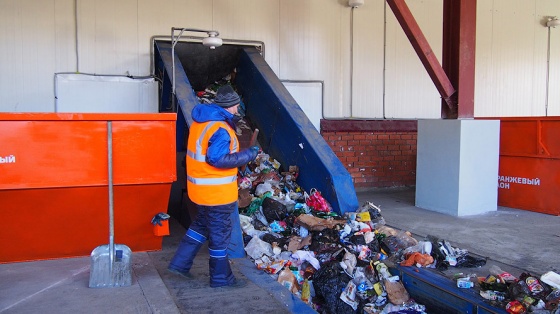 С января в Омске заработает комплекс по сортировке мусора