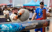Омский силач стал победителем международного турнира по силовому экстриму в Китае