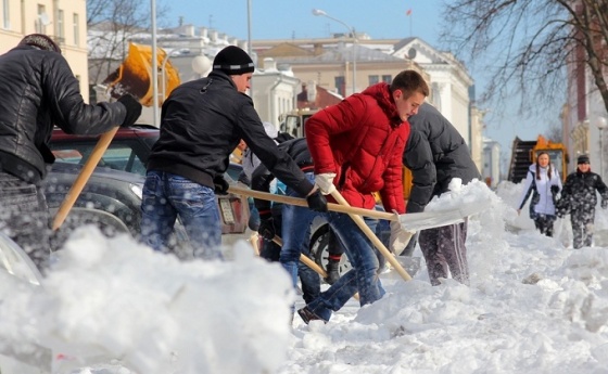 Омские добровольцы уберут снег с улиц