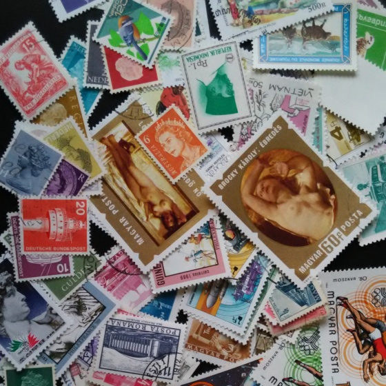Омску посвятили две почтовые марки к Новому году