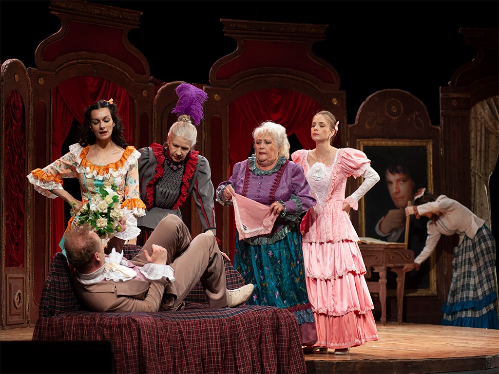 галерка 2.jpg