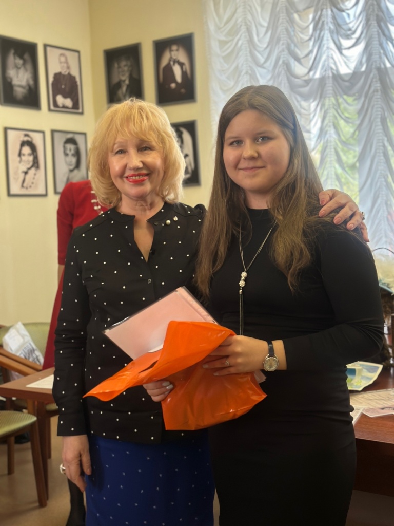 Uu7vTRKBvek.jpg Uu7vTRKBvek.jpg