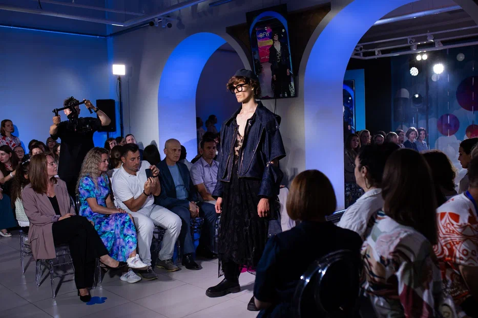 три.jpg три.jpg