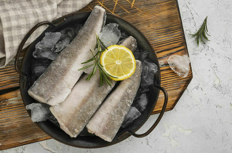 рыба на тарелке.jpg рыба на тарелке.jpg