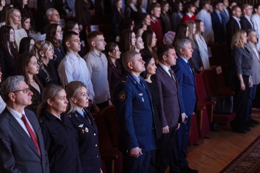 VDY_1597_0.jpg VDY_1597_0.jpg