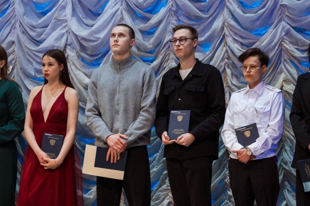 VDY_2719_0.jpg VDY_2719_0.jpg