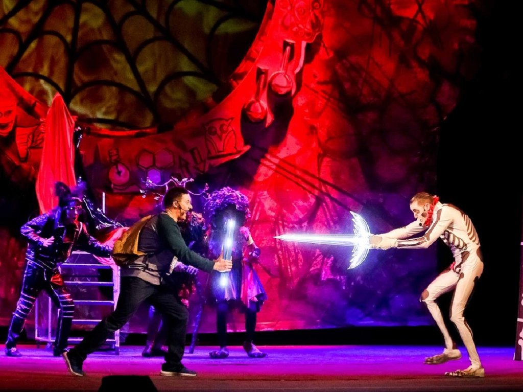 маша и витя против гитар.jpg маша и витя против гитар.jpg