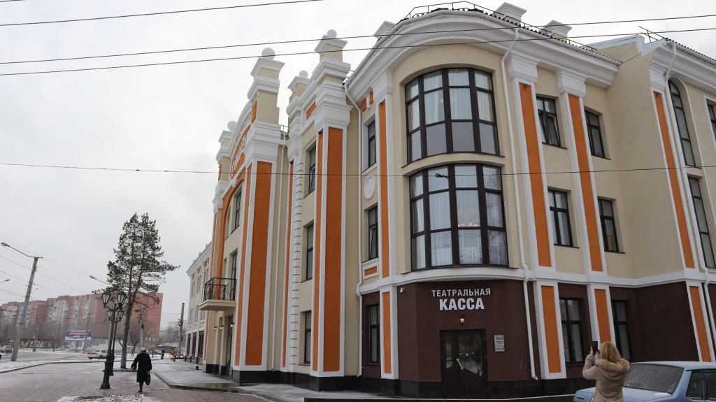 собака на сене 3.JPG