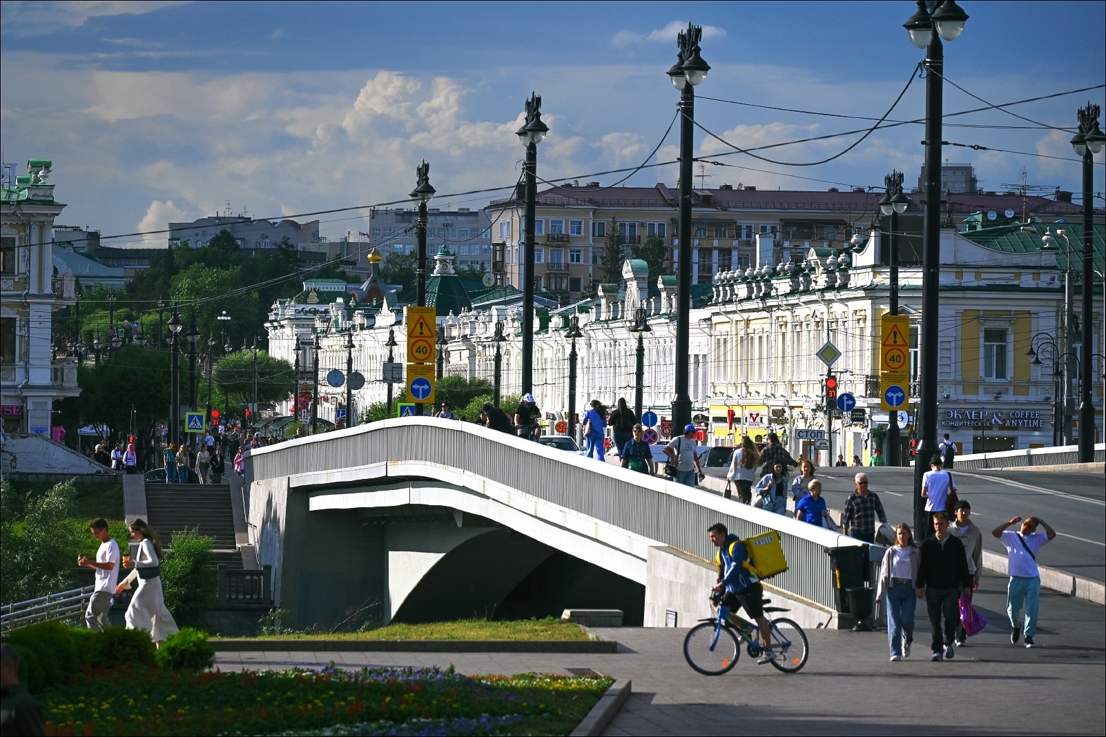 В Омске Любинский проспект начнут перекрывать раньше