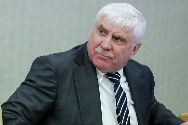 Политик допустил рост цен на нефть из-за блокады Ормузского пролива