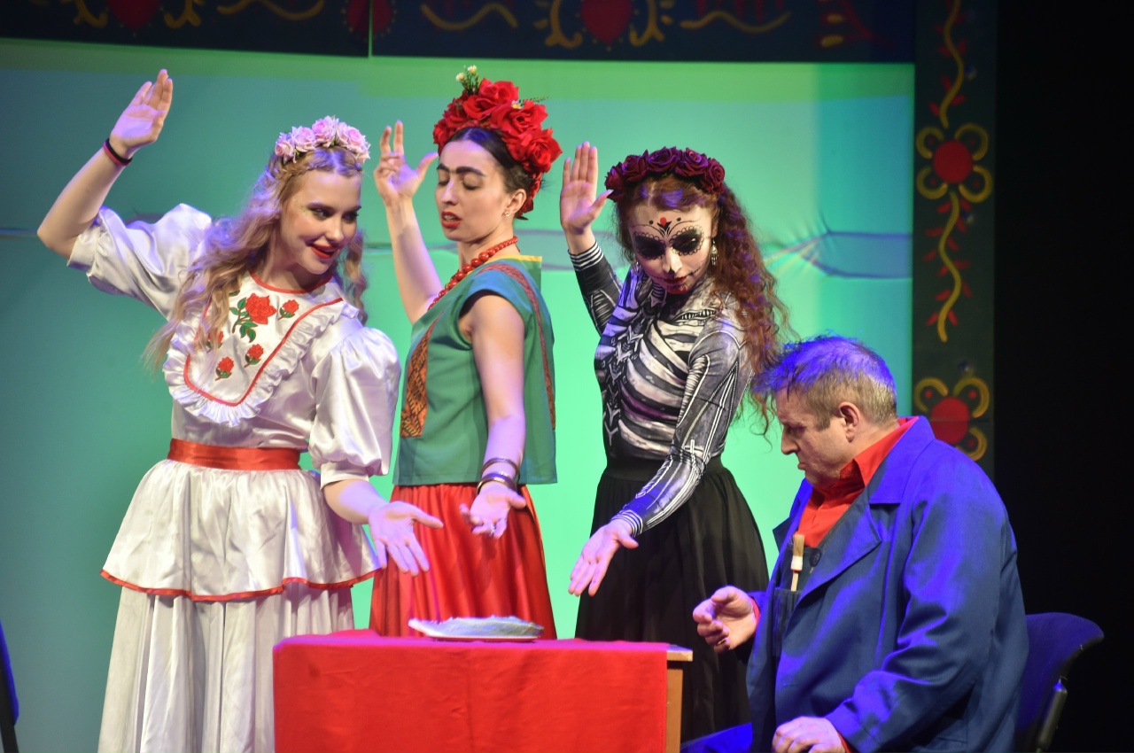 Омский Дом актера снова превратится в мексиканскую мастерскую Фриды Кало