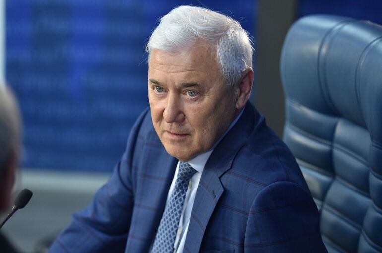 Удешевление нефти и доллар по 80