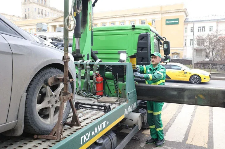 В России предложили ввести 50-процентную скидку на штраф за эвакуацию автомобиля
