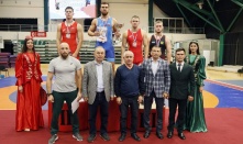 Омич завоевал «серебро» всероссийского турнира по греко-римской борьбе в Казани