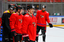 «Авангард» готовится провести игру под руководством нового тренера