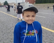 Мальчику с дистрофией Дюшенна из Омска нужна поддержка