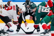 «Авангард» на выезде обыграл «Ак Барс»