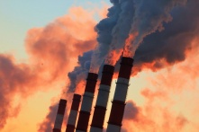 Омичи массово жалуются на выбросы 