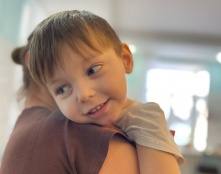 В Омске семье из Донбасса с больным ребенком нужна помощь