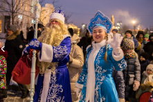 От Деда Мороза омичи ждут повышение зарплаты