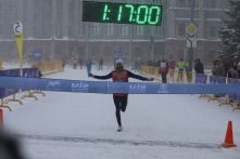 Победителями Рождественского полумарафона стали спортсмены из Новосибирска