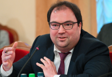 Глава Минцифры Шадаев рассказал о возможной блокировке YouTube