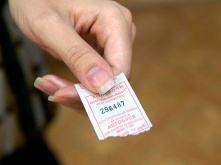 В Омске пассажиры жалуются на невыдачу билетов в транспорте 