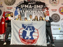 Омичи триумфально выступили на первенстве Европы по тайскому боксу