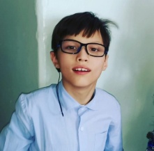 Глухому мальчику из Омска нужна помощь