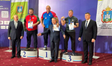 Омичи завоевали награды чемпионата России по армрестлингу