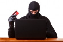 Мошенники обманывают людей, используя имена известных комиков