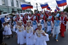 В Омске празднуют День России