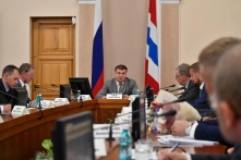 В Омске сиротам-участникам СВО будут давать квартиры вне очереди