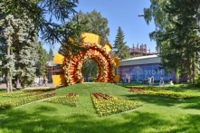 На «Флоре» горожан ждет около 40 цветочных композиций