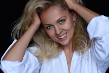 Актриса Янина Студилина рассказала про свою новую роль 