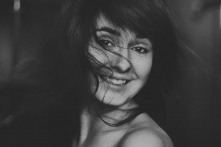 В Омске скоропостижно скончалась журналистка Елена Латыпова