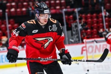 Капитан «Авангарда» Шарипзянов стал мастером спорта