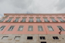 Госдума приняла закон о запрете в жилых домах «наливаек»