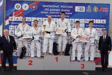 Омичи выиграли чемпионат России по дзюдо ката