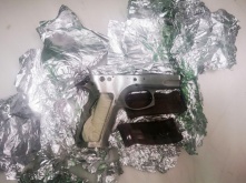 Омичу грозит срок за посылку с частями огнестрельного оружия