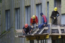 В России капремонту в многоэтажках хотят добавить эффективности