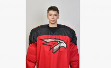 Омский вратарь Иван Юнин был выбран во время драфта НХЛ