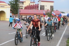 В Омске ко Дню флага пройдет традиционный Ночной велопробег