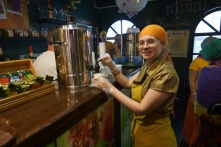 Танцы, коктейли и неоновый макияж: в Омске пройдет уникальная вечеринка