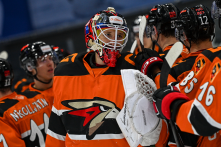 Омский «Авангард» обыграл «Адмирал»