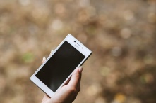 Мошенники могут списывать деньги во время обычных телефонных разговоров