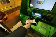 В России выдачу наличных в банкоматах ограничат
